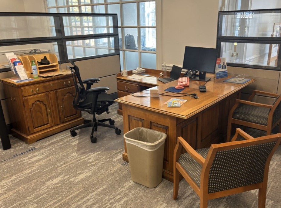 L-Shape Desk 1