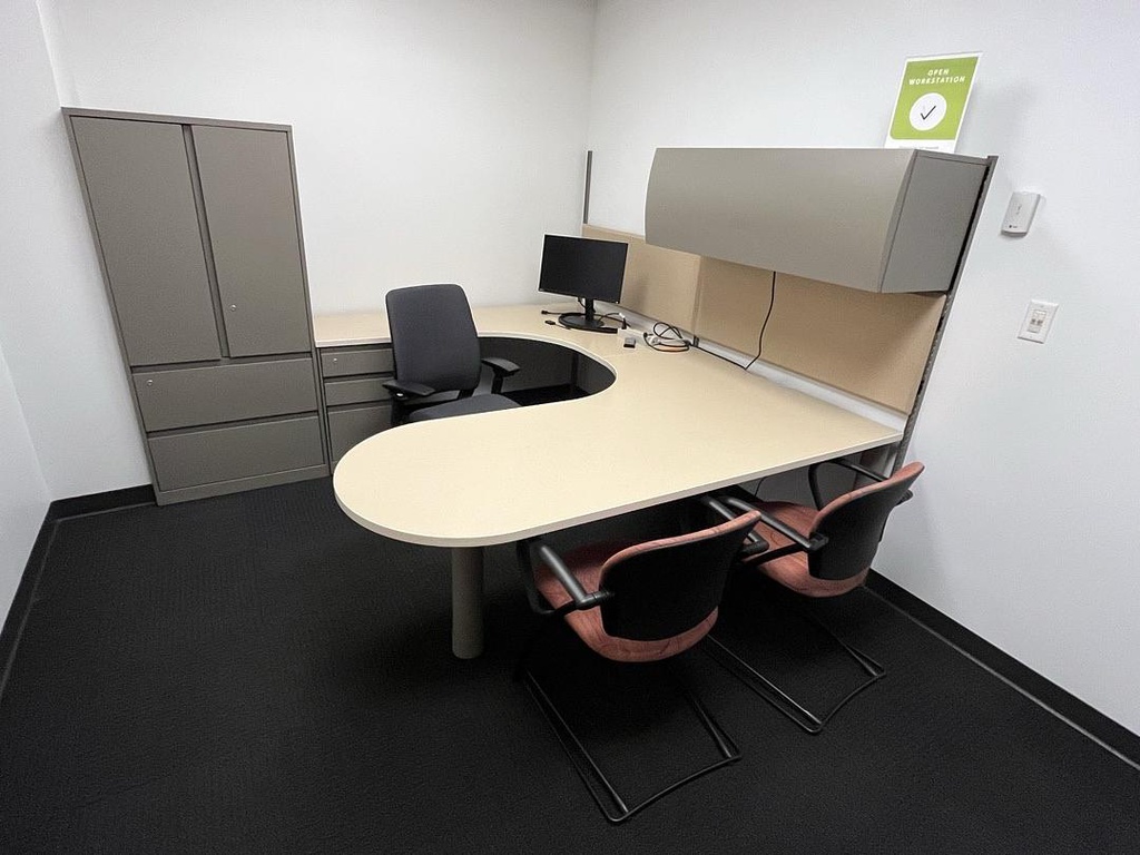 U-Shaped Desk with Overhead (LH)