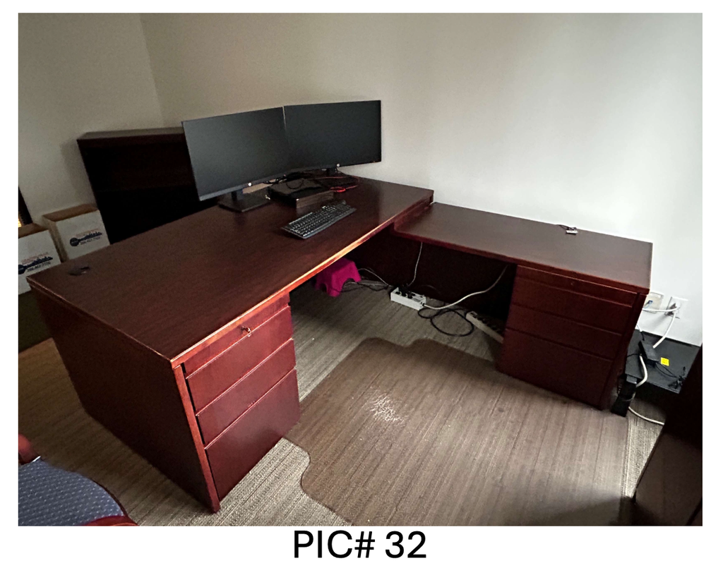 WOOD DESK W/ RH RETURN