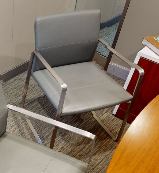 Grey guest chair with arms
