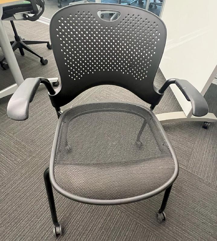 Mobile Guest Chair - black mesh