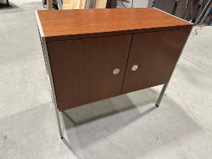 SIDE END TABLE W/STORAGE CABINET