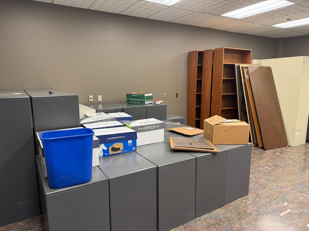 Common Area Mobile Peds Grey