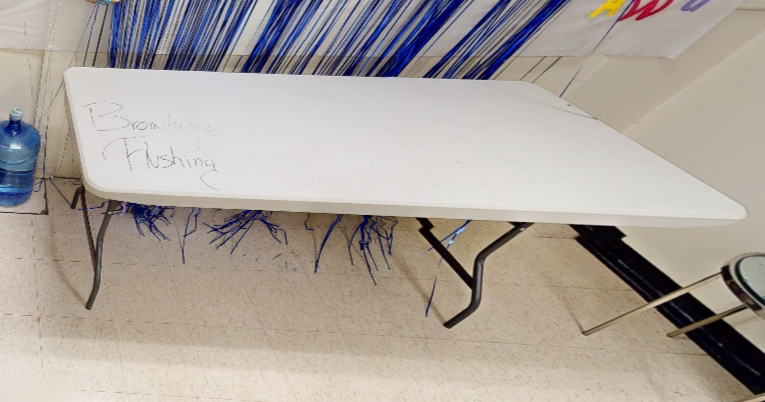 Folding table, wht