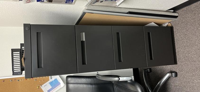 File Cabinet - Vertical 4H