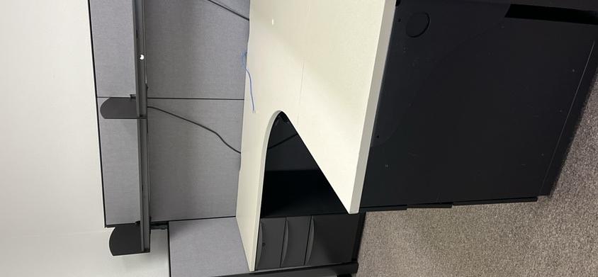 L Shaped Workstation 1