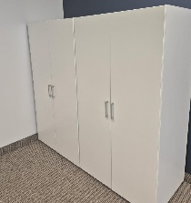 Coat closet