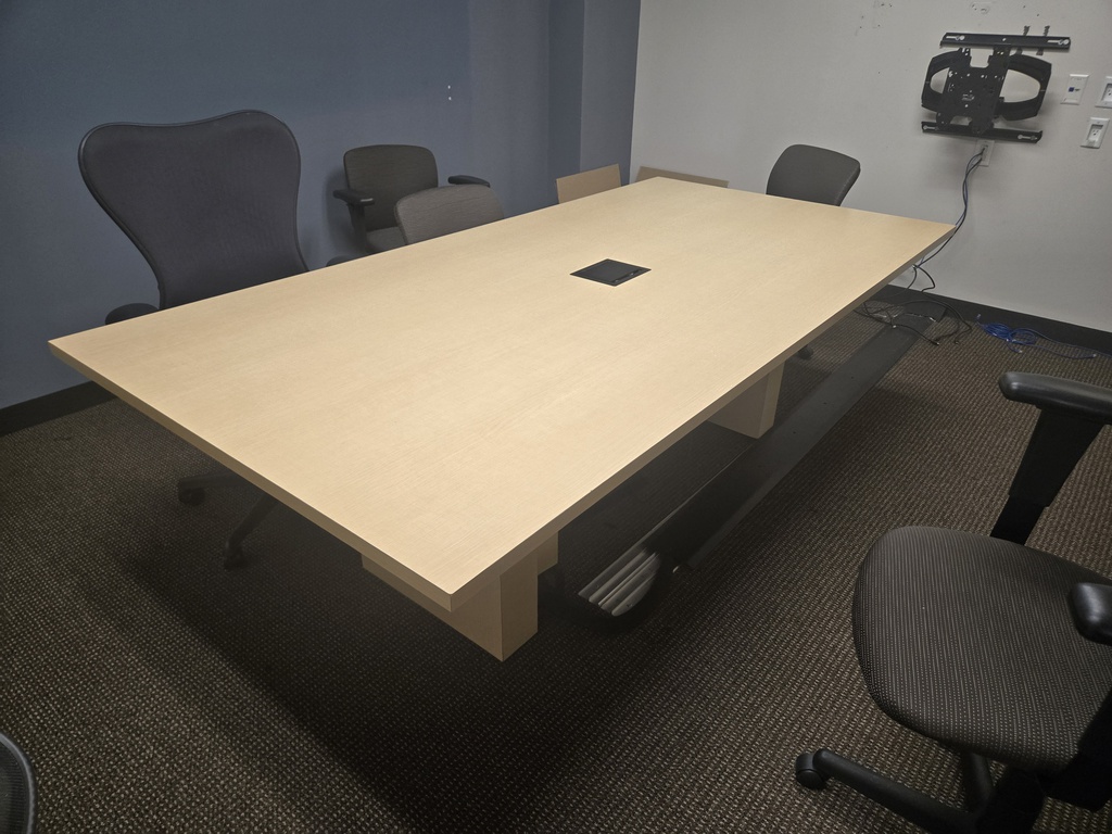 Conference Table 8'