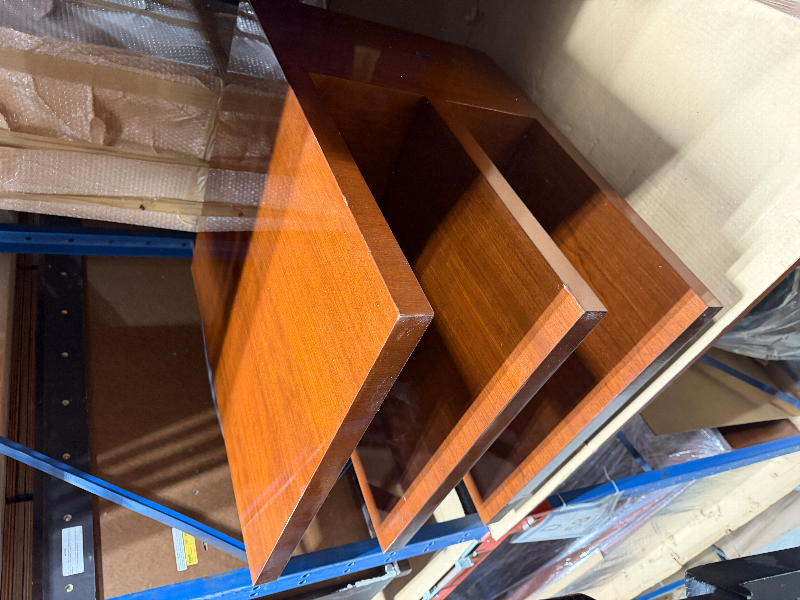 "E" TABLE (FROM RECEPTION AREA)