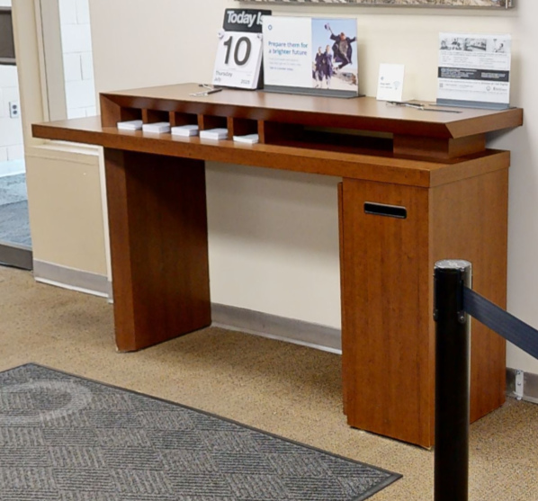 Cheque desk