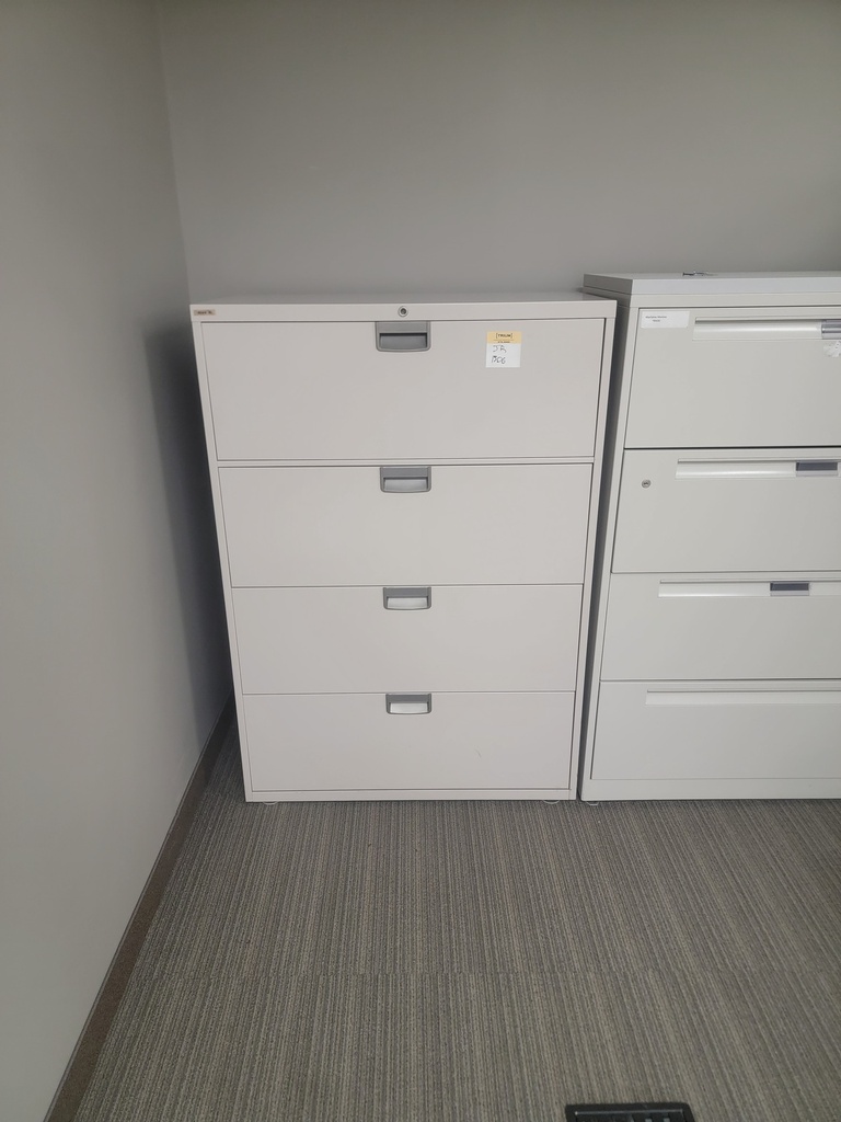4 drawers cabinet -metal 
