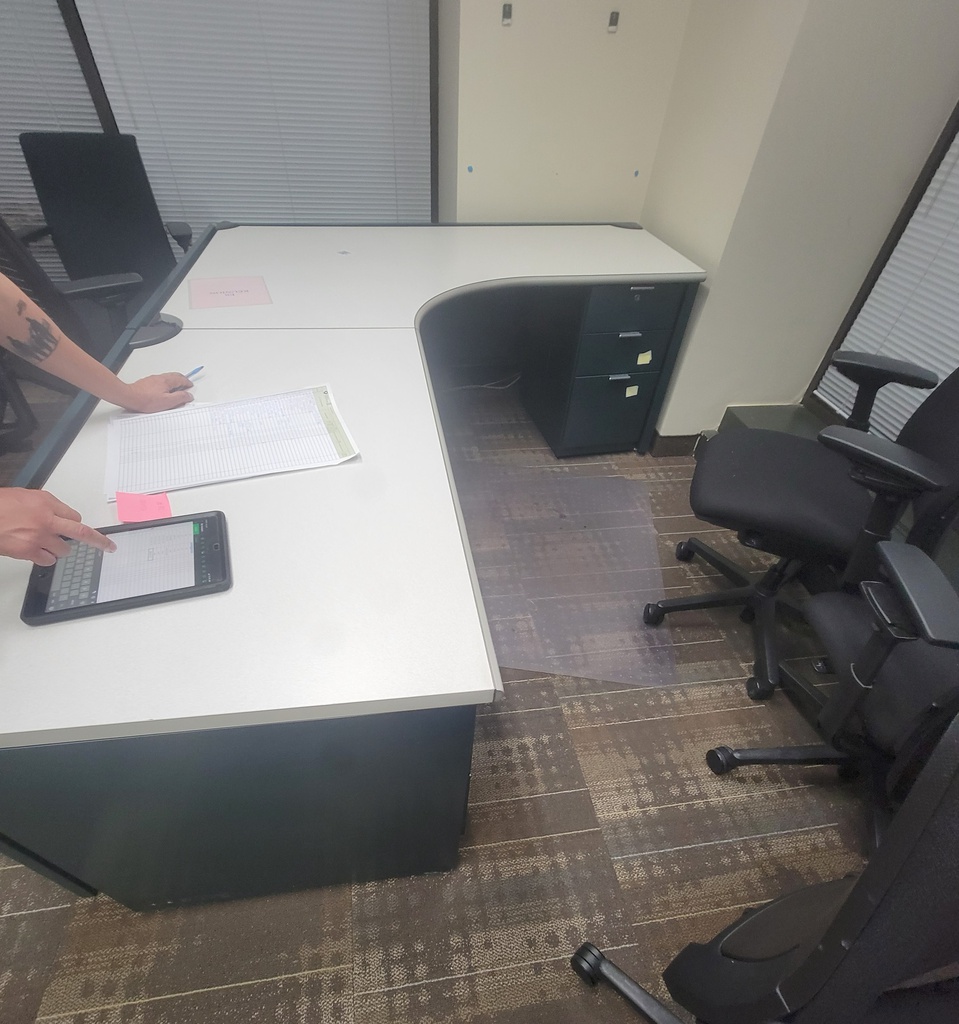 L shape desk -green