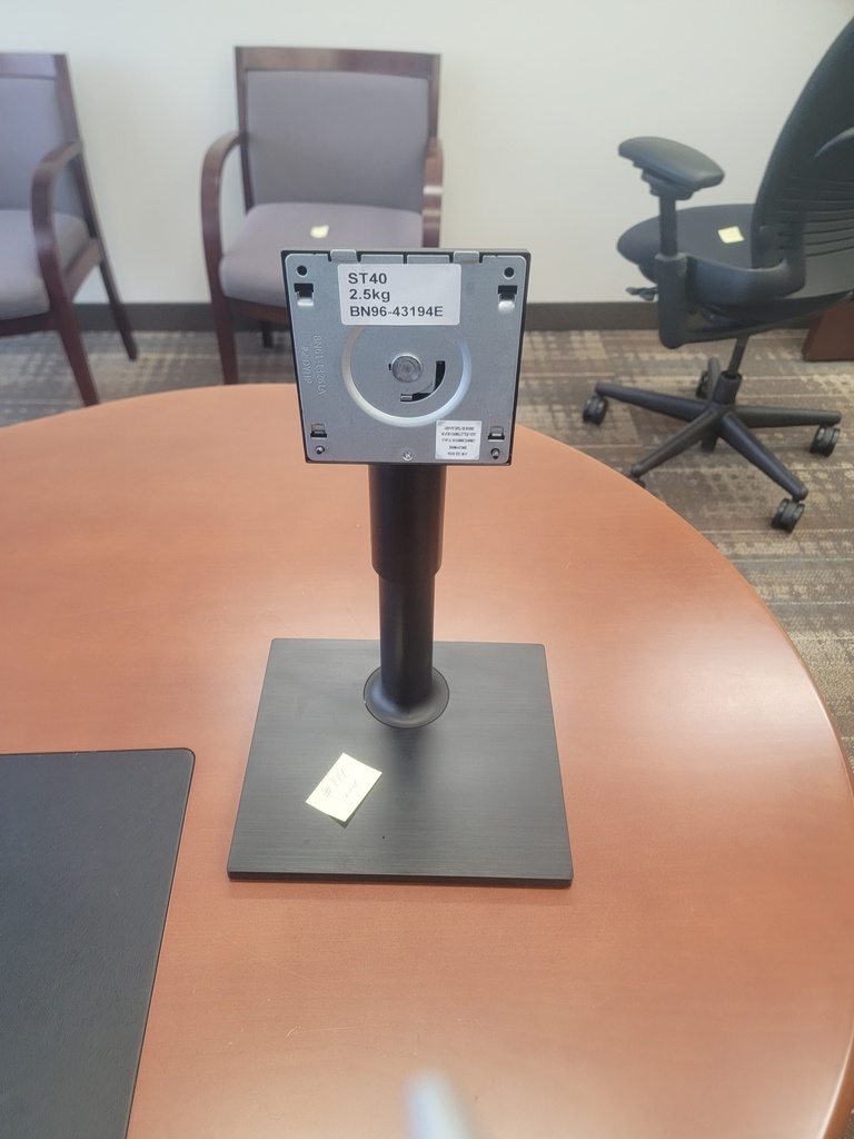 Single  monitor arm