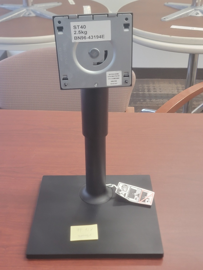 Single  monitor arm