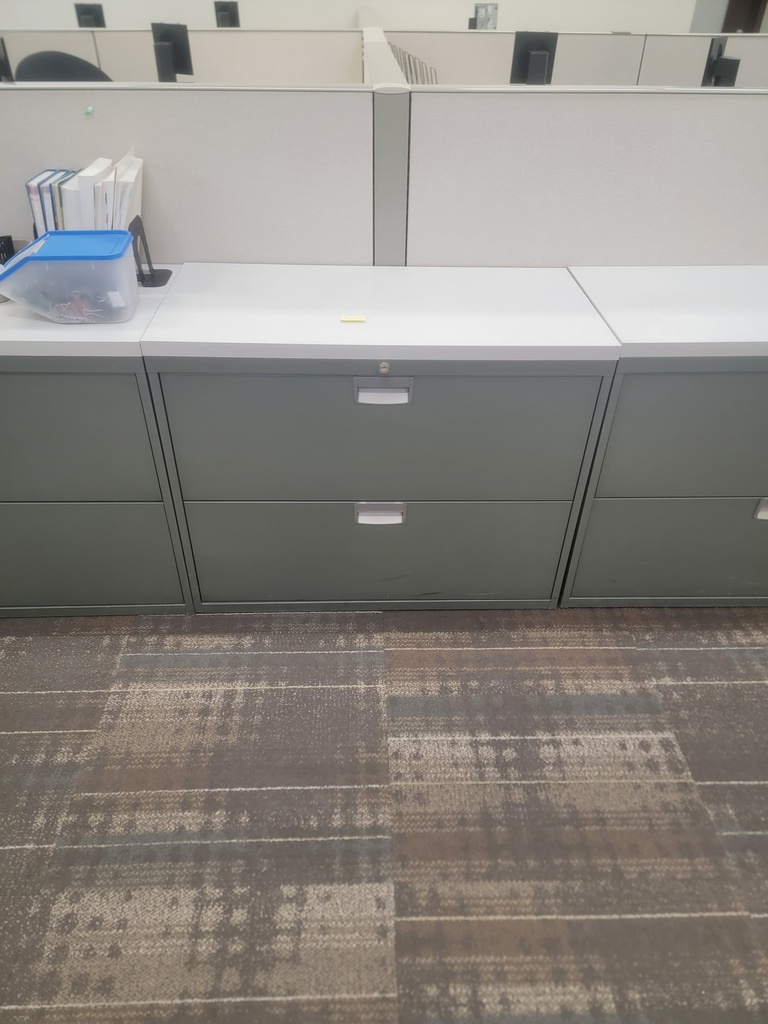 2 drawers cabinet 