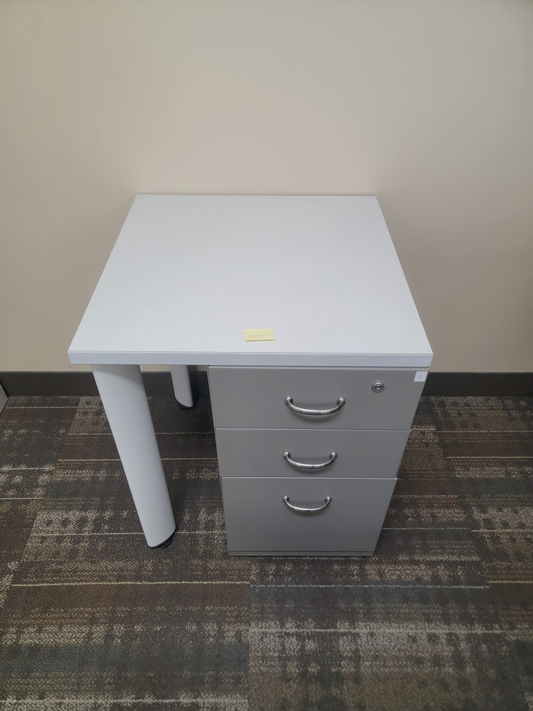 Table W/3 drawers cabinet 