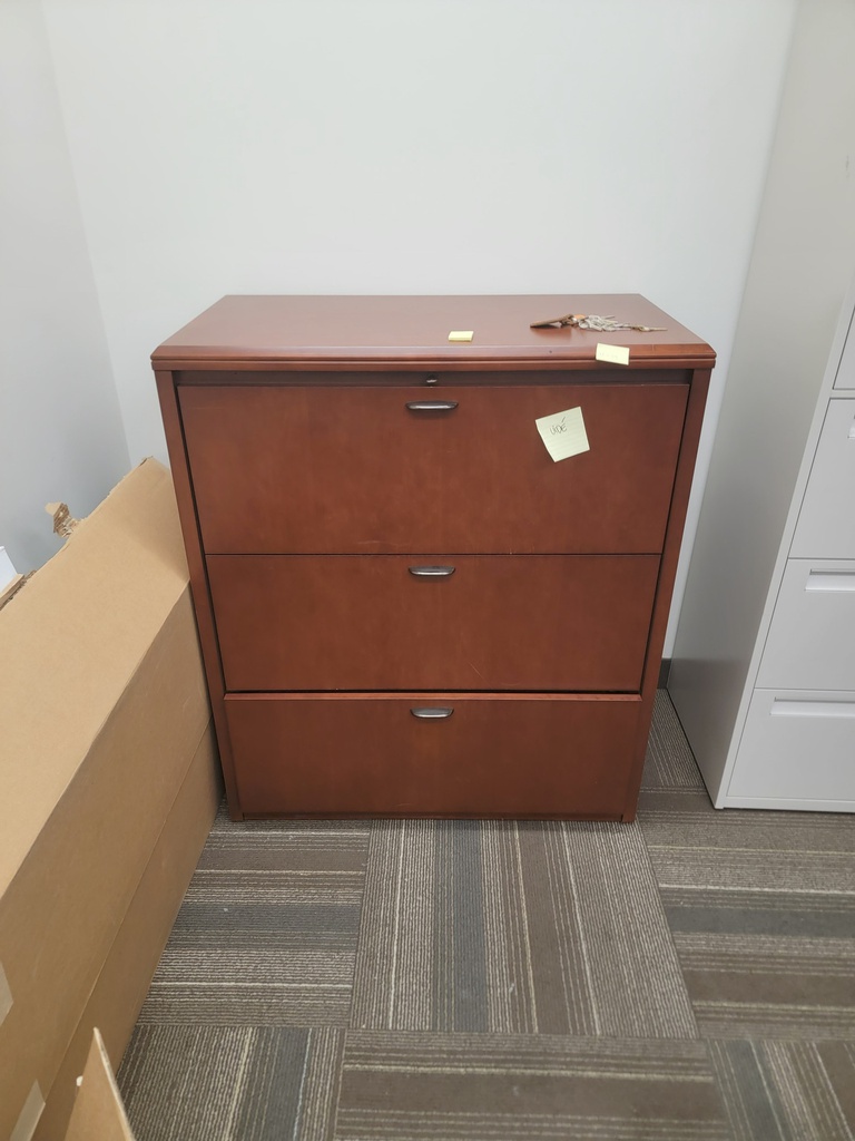 3 drawers cabinet -wood