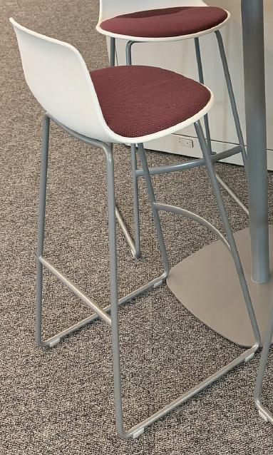 Bar Stool - magenta Enea