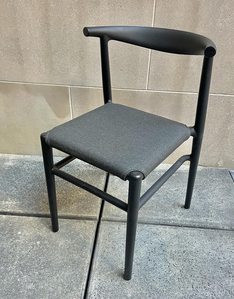 Guest Chair - black Joi Twenty