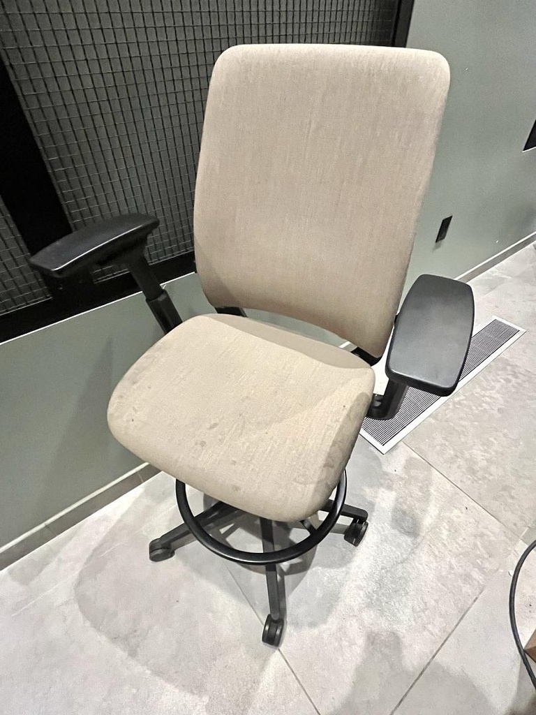 Task Stool - tan Amia (worn seat, overall fair condition)