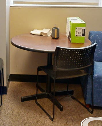 Round meeting table