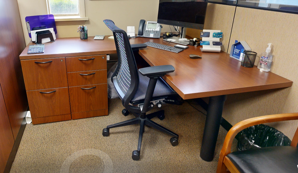 L-shape desk