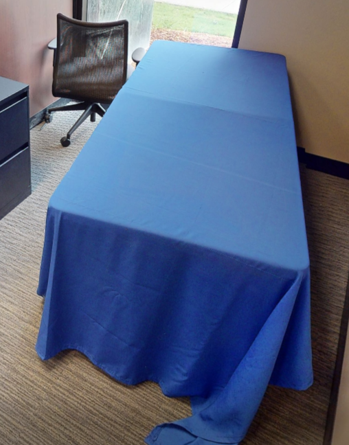 Folding table