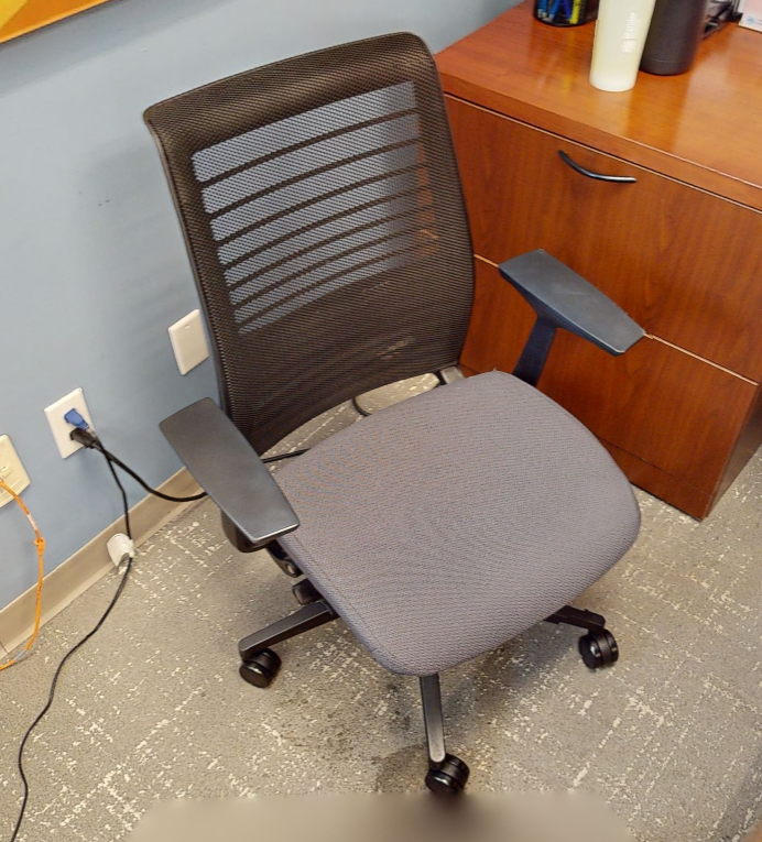 task chair with arms