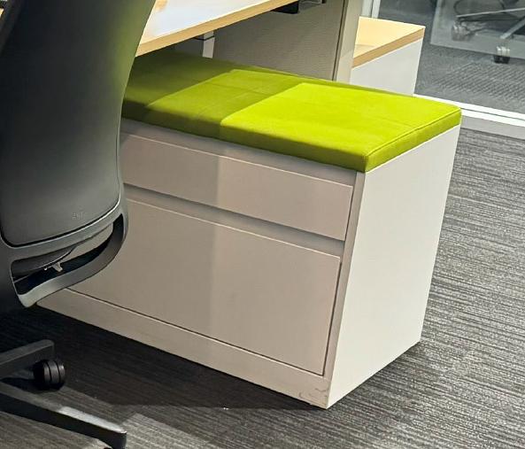 Lateral Ped – green Cushion Top