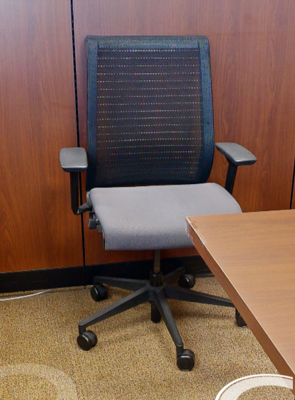 Task chair with arms
