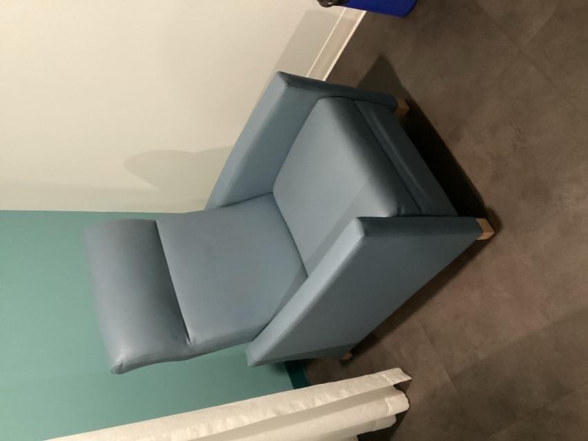 Lounge Chair - Reclining