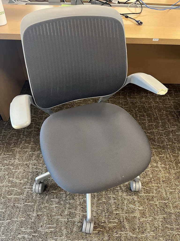 Task Chair - grey Cobi (worn armrests)