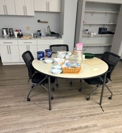 Round Kitchen Table