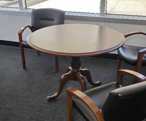 Round Table