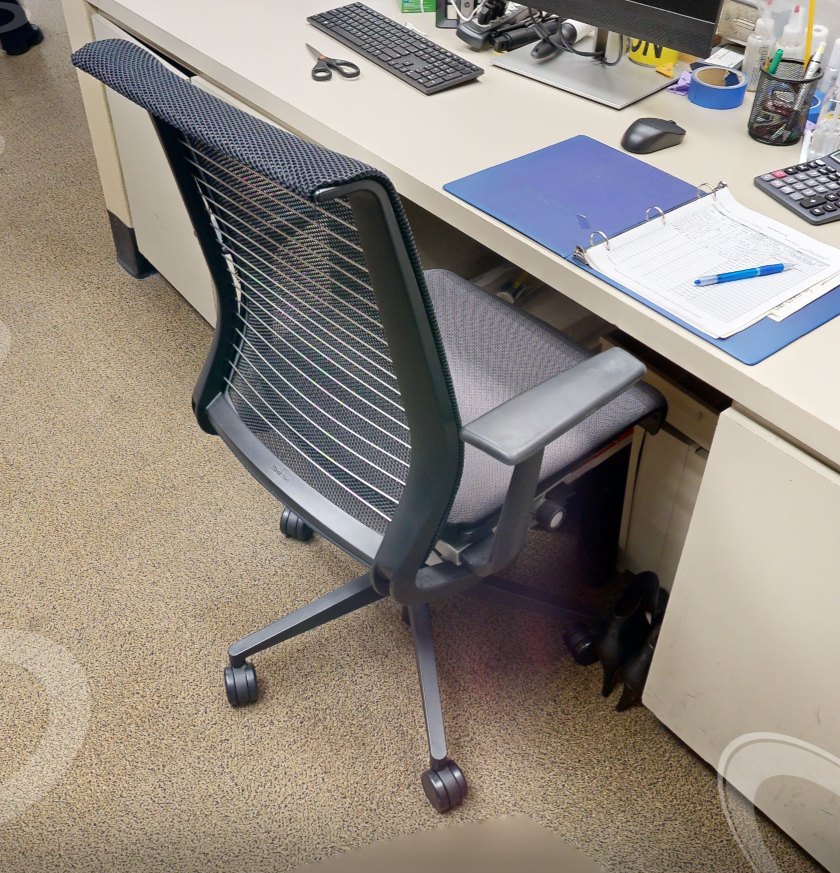 Grey &amp; blk task chair with arms