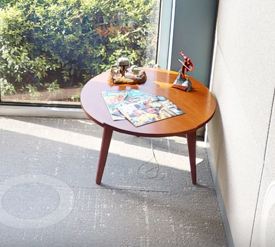 Round Coffee/Side Table