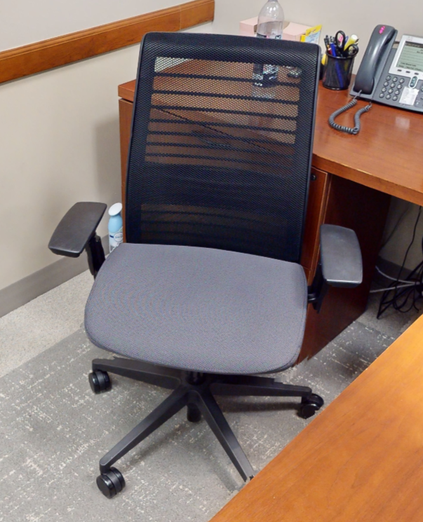 Task chair