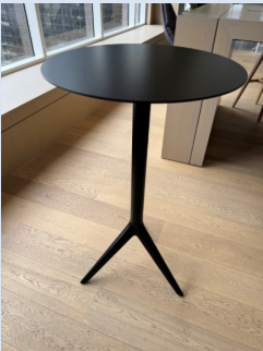 MARI-SOL TABLE