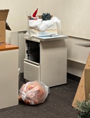 2 Drawer Metal Ped (missing drawer)