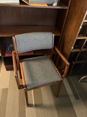 SIDE CHAIR