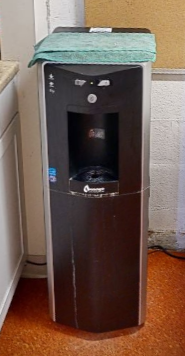 Water dispenser