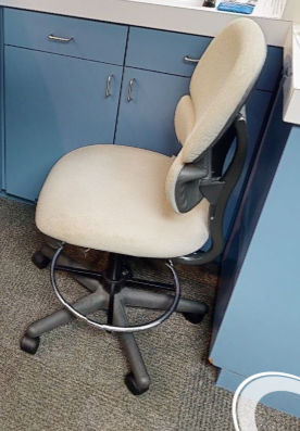 White task chair no arms