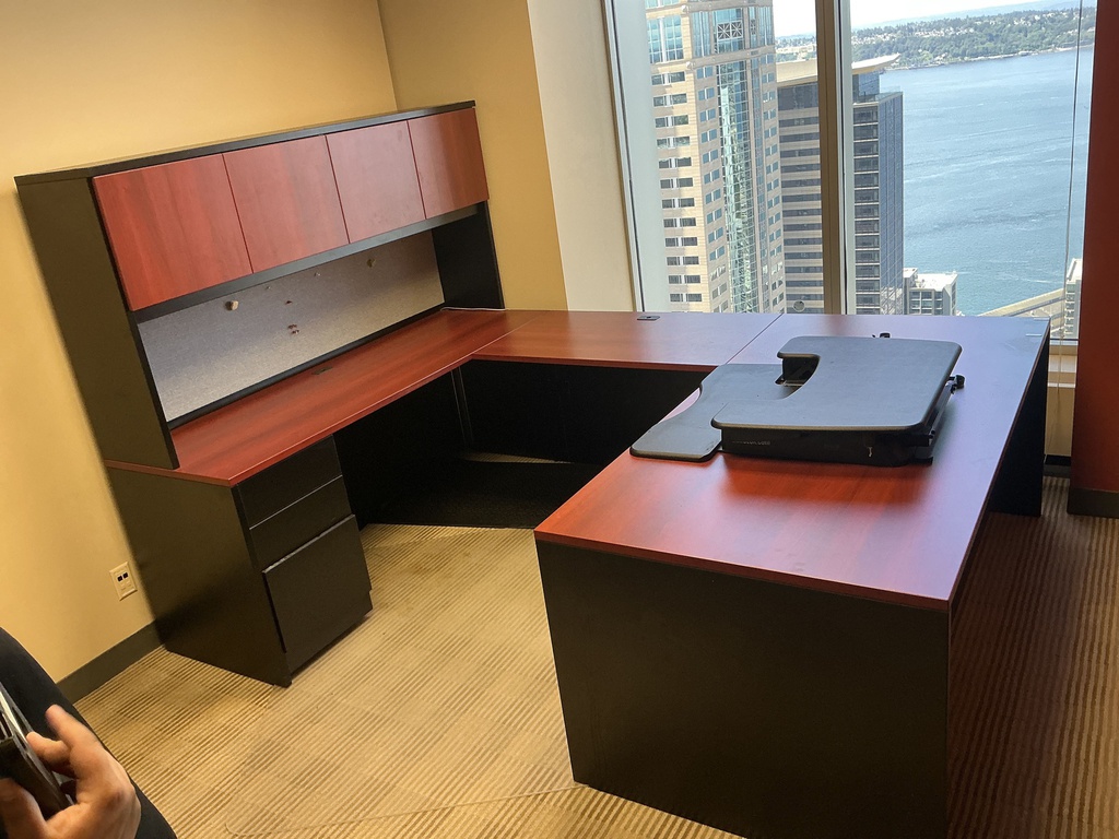 72x02x66 WORK STATION