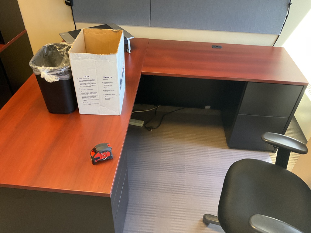 78x66x30 L SHAPED DESK