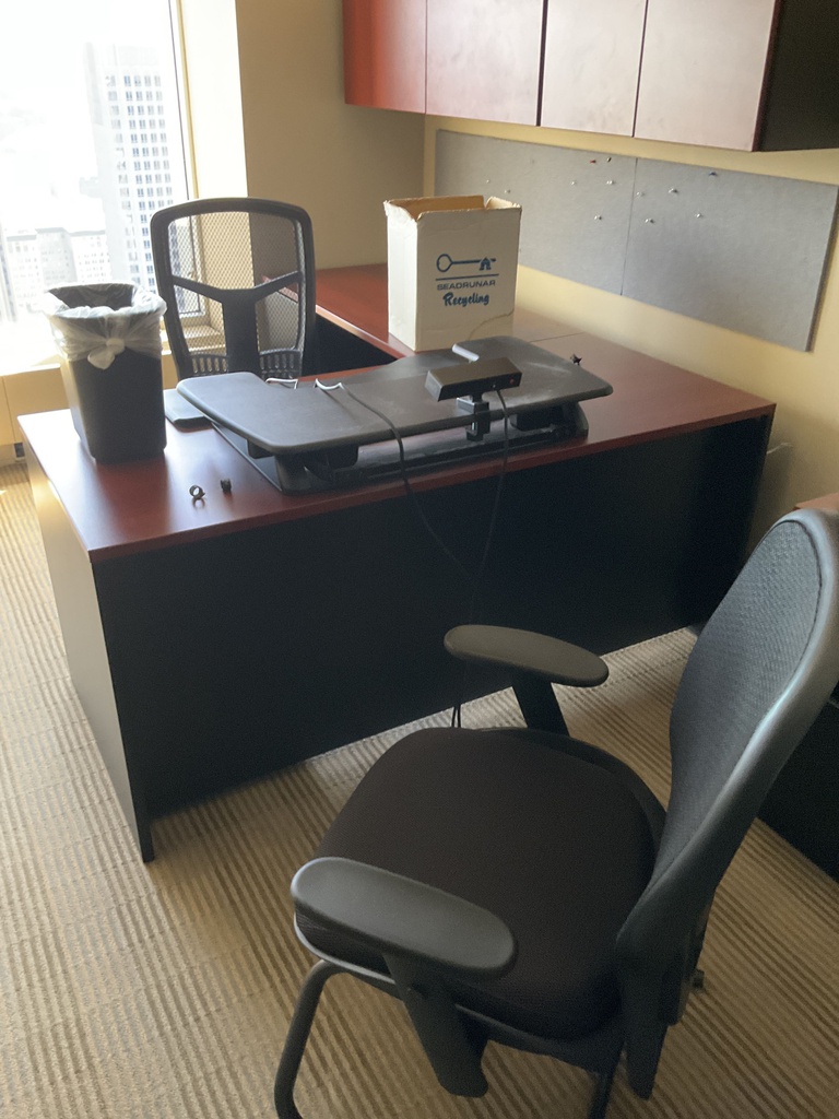 78x66x30 L SHAPED DESK
