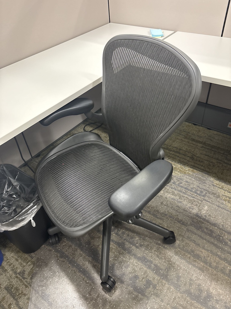 DESK CHAIR***