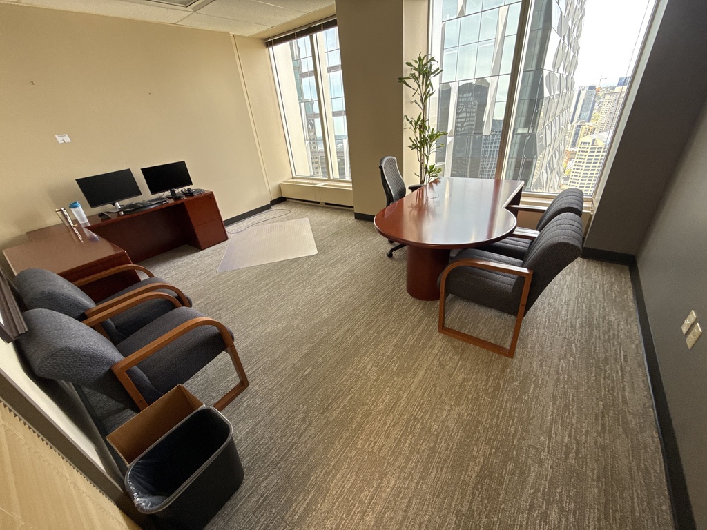 GUEST CHAIRS