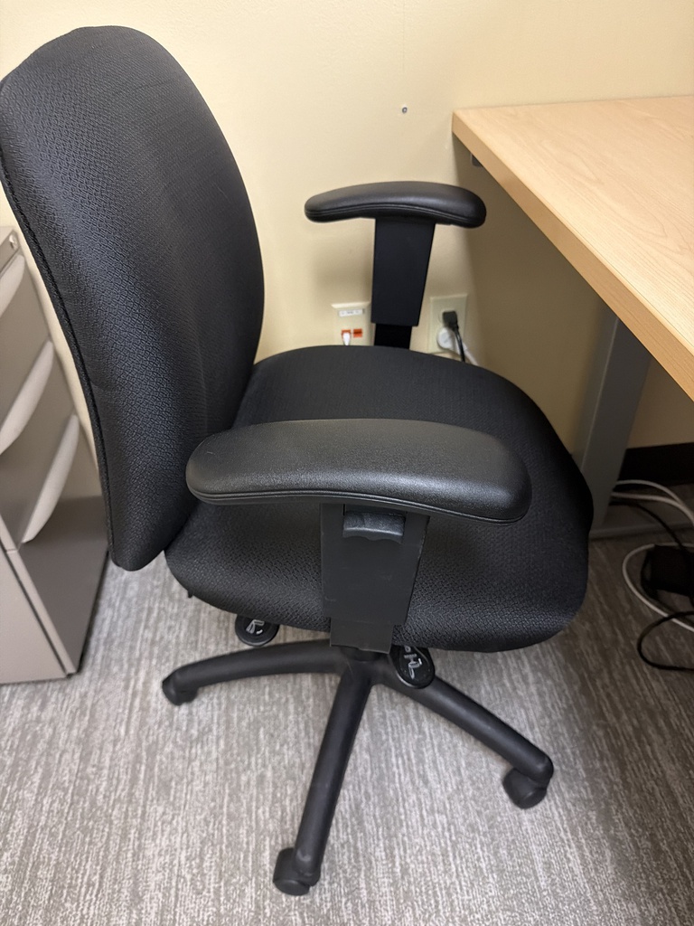 DESK CHAIR