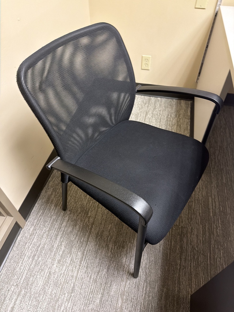 GUEST CHAIR