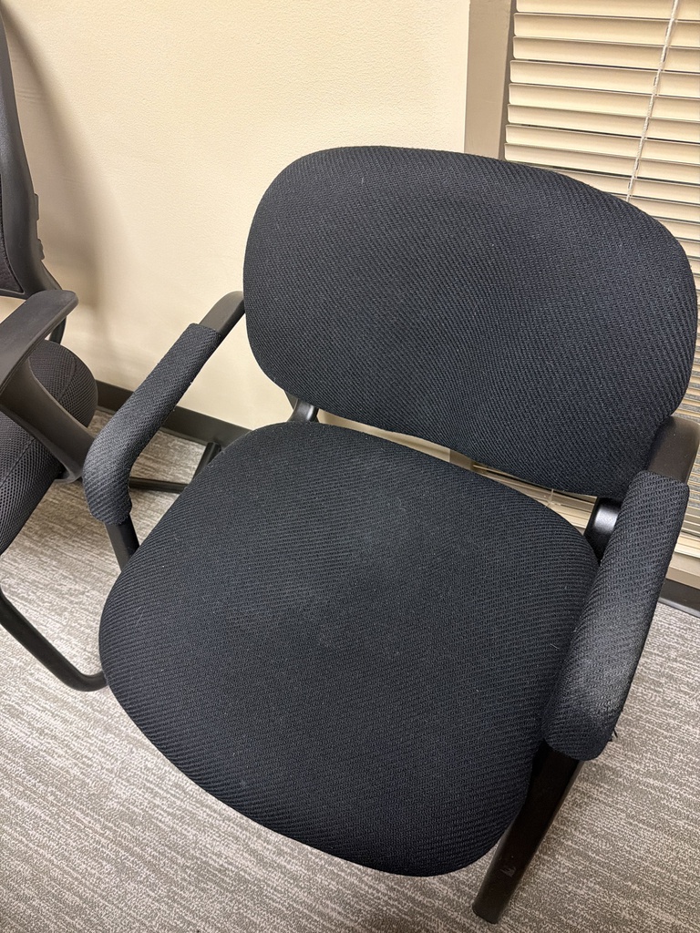 GUEST CHAIR